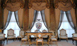 Istunbul Dolmabahce Palace Tour