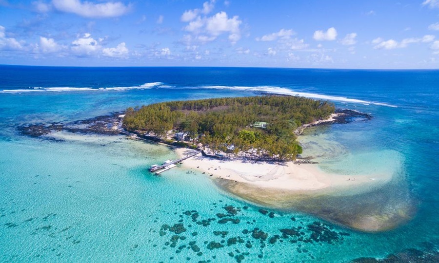 Ile des Deux Cocos Blue Bay Mauritius