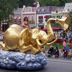 19 Mays Disneyland Turu
