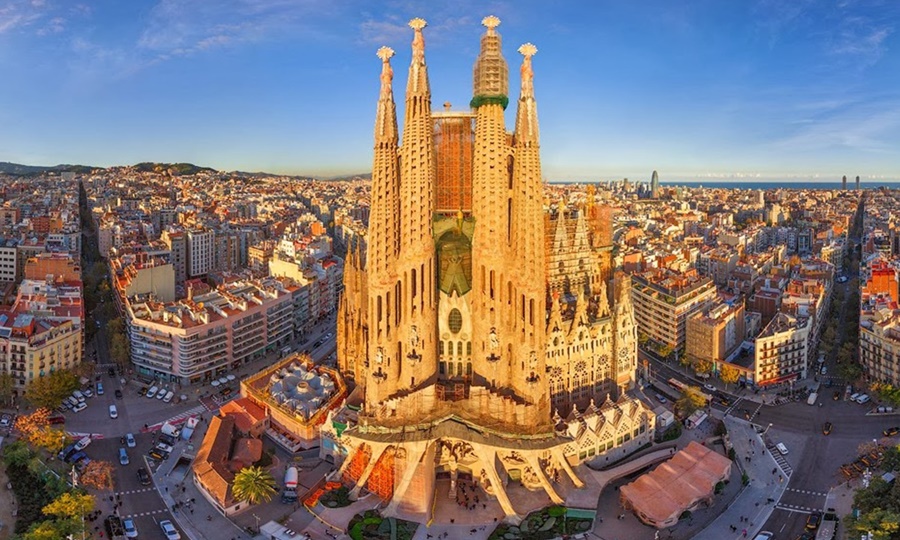 Türk Lirası ile Barcelona Yılbaşı Turu
