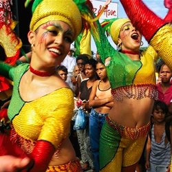 Colombia Dancing