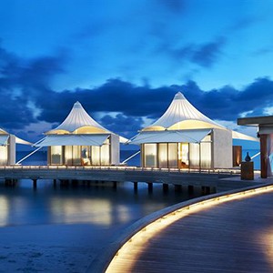 Maldivler W Retreat SPA Hotel
