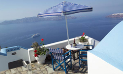 Santorini Adası Balayı
