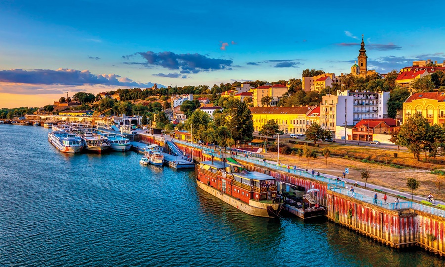 Belgrad Fly & Drive Turları